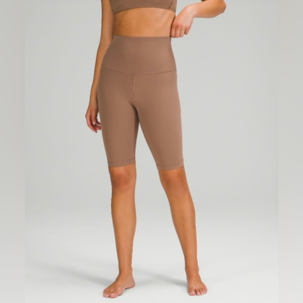Lululemon Align High- Rise Short. 10” inseam - Size 20